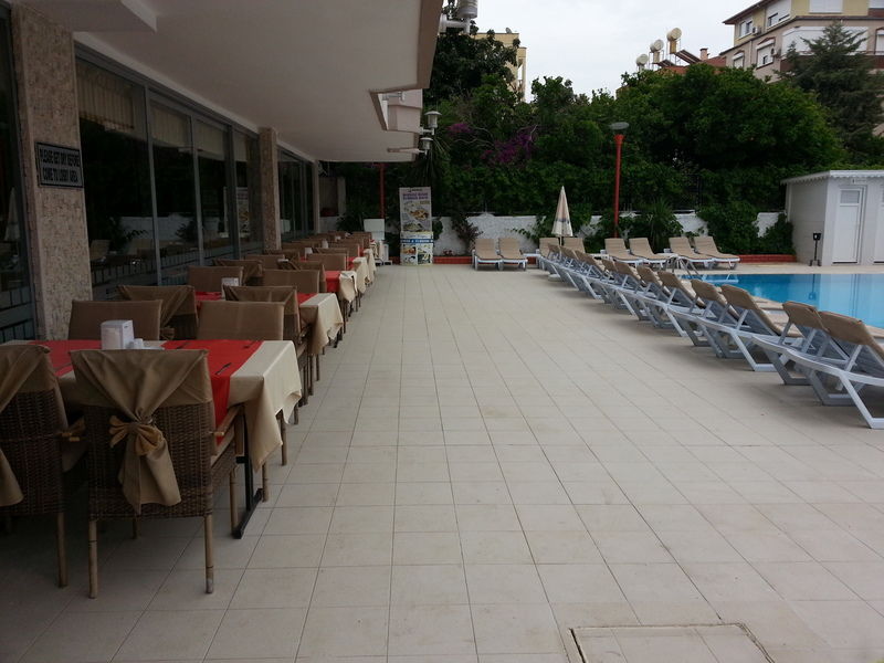 אלאניה Sealine Hotel מראה חיצוני תמונה