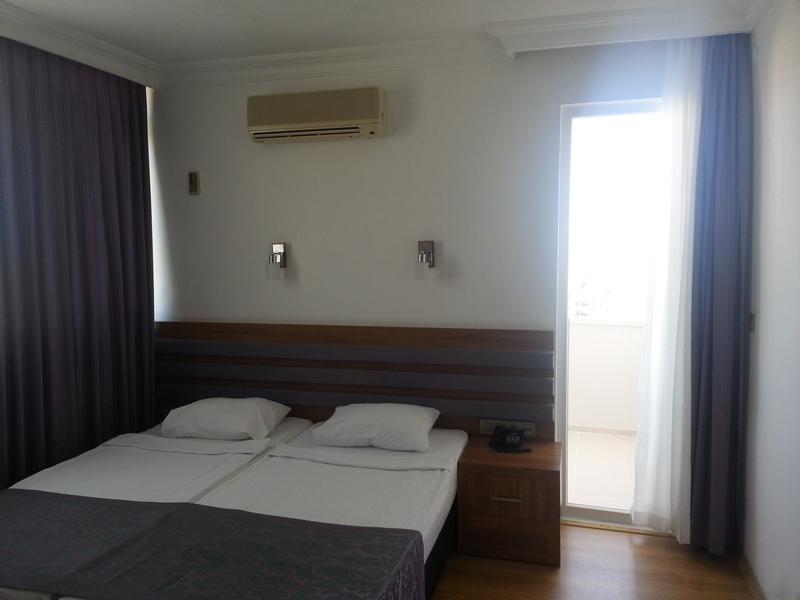 אלאניה Sealine Hotel מראה חיצוני תמונה