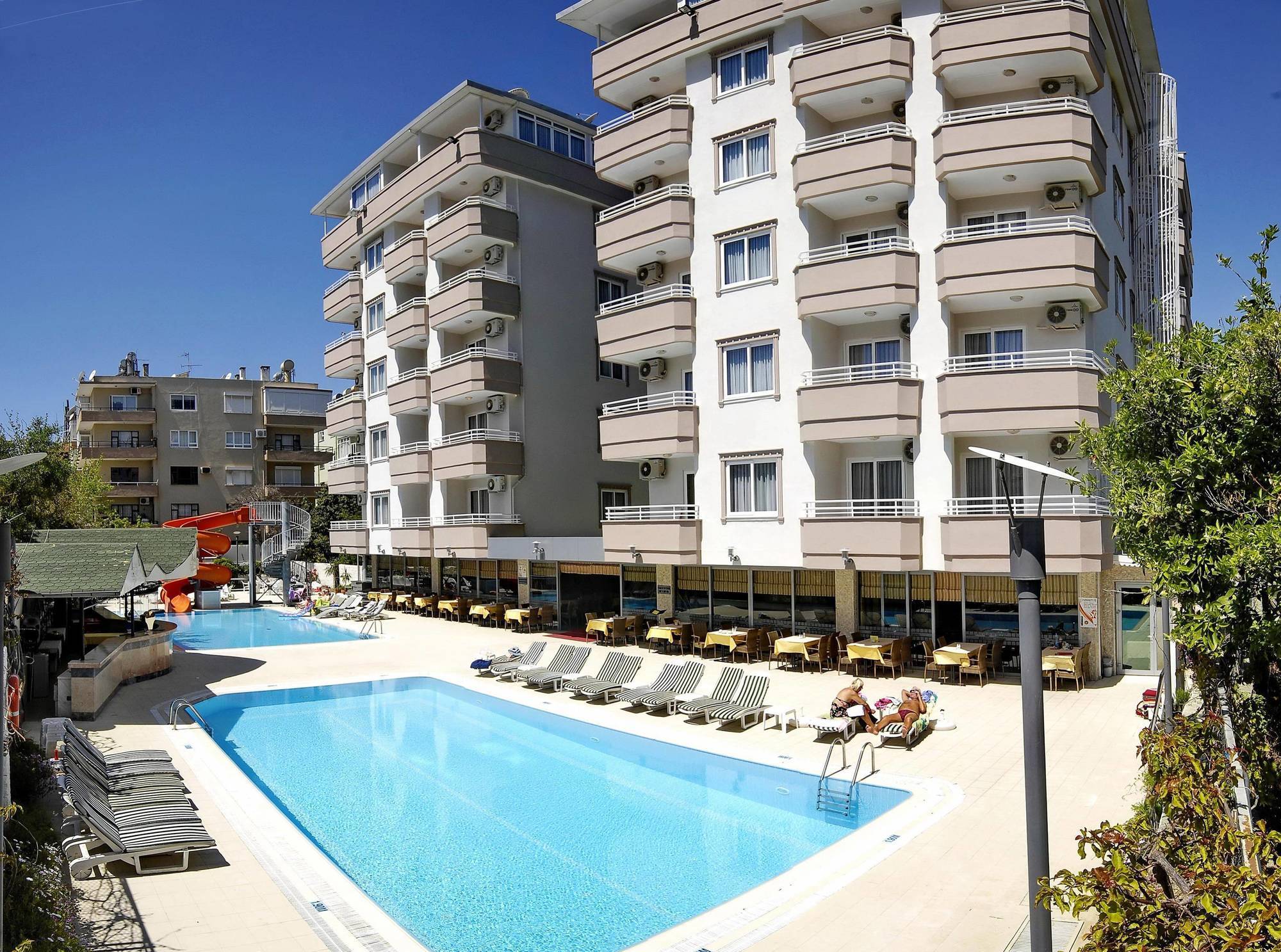 אלאניה Sealine Hotel מראה חיצוני תמונה